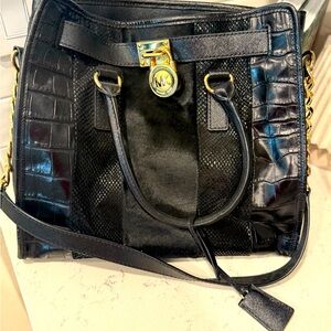 Large Michael Kors Black Tote Satchel Bag purse- Gently Used {Unique Print}